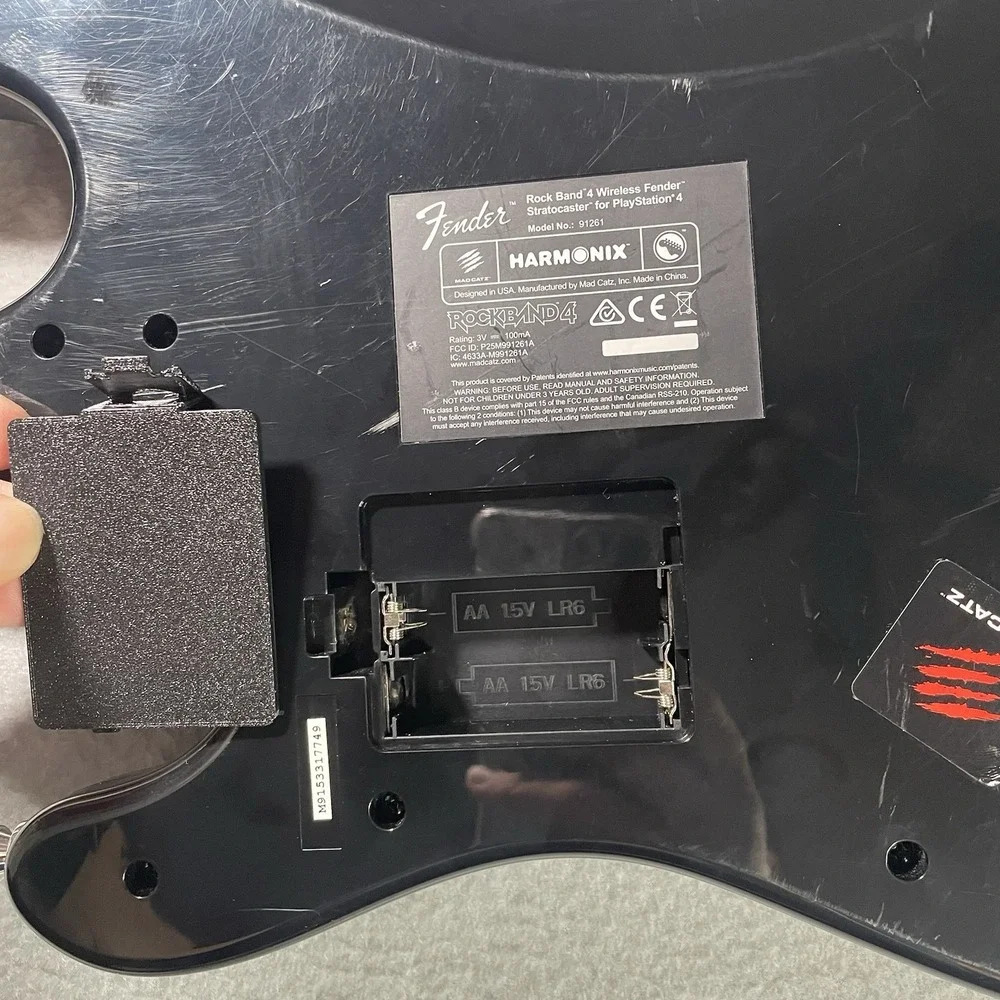 Rock Band 4 PS4 Wireless Fender Stratocaster Guitar Controller 91261 Works